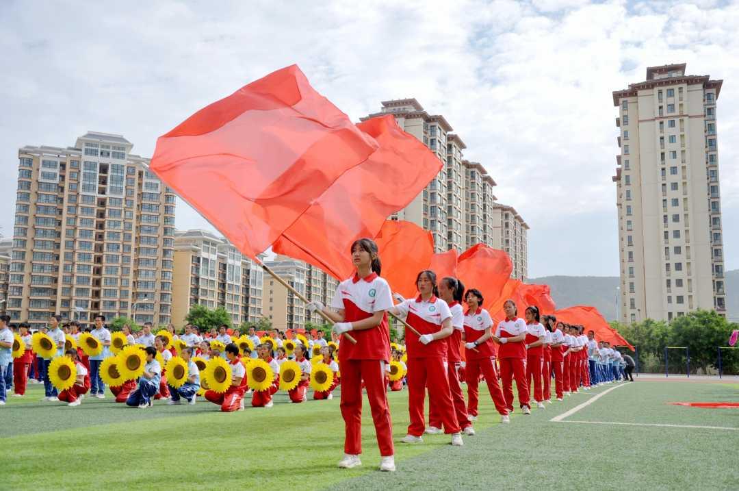 不管蒸什么“鱼”，五星大厨最注意这1步，难怪饭店鱼肉鲜嫩不腥